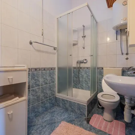 Διαμέρισμα Perica And Perica With Separate Entrance *