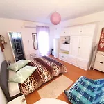 Apartment Perica And Perica With Separate Entrance