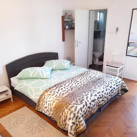 דירה Perica And Perica With Separate Entrance *