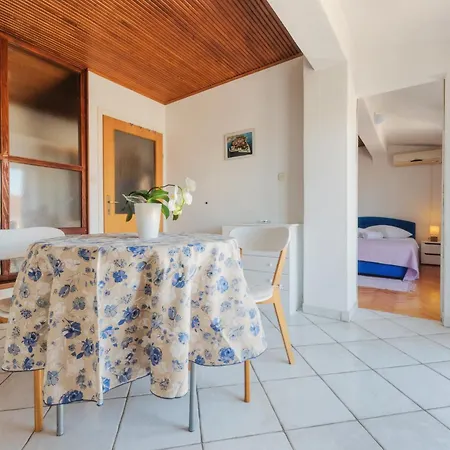 Perica And Perica With Separate Entrance Apartment