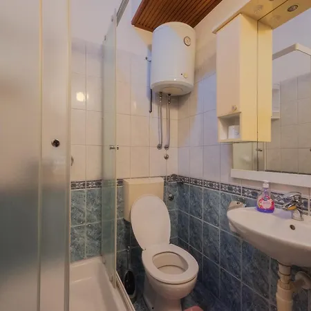 Apartment Perica And Perica With Separate Entrance