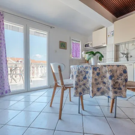 Perica And Perica With Separate Entrance Apartment Zadar