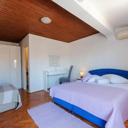 Apartment Perica And Perica With Separate Entrance *