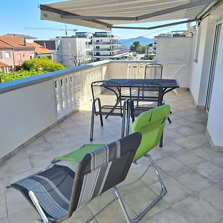 Perica And Perica With Separate Entrance Apartment Zadar