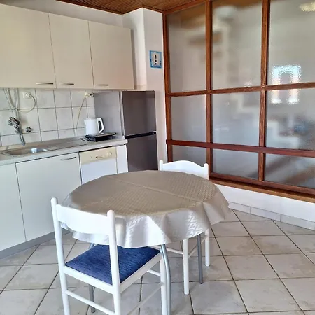 Apartment Perica And Perica With Separate Entrance