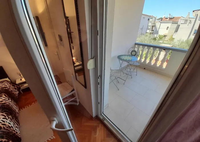 Apartment Perica And Perica With Separate Entrance